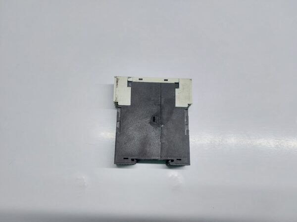 SIEMENS 3RP1576-1NM20 STAR/DELTA TIMING RELAY 3RP15761NM208K