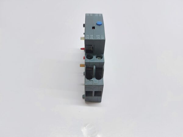 SIEMENS 3RV2921-1M SIGNALING SWITCH - Image 6