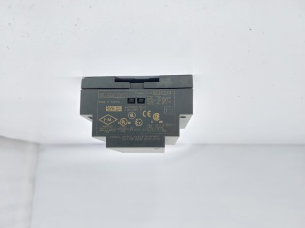 SIEMENS 6EP1332-1SH42 LOGO POWER SUPPLY - Image 7