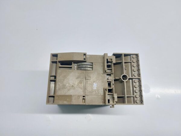 SIEMENS 6ES5 441-8MA11 DIGITAL OUTPUT MODULE