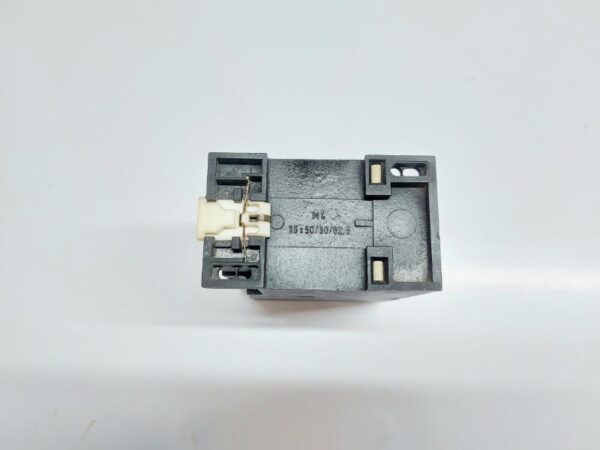 SIEMENS 7PU 2040-3BN22 TIME RELAY