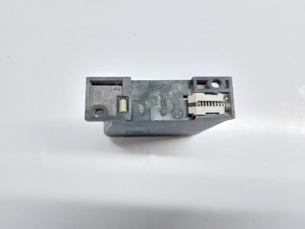 SIEMENS 7PU6020-7NN20 TIME RELAY