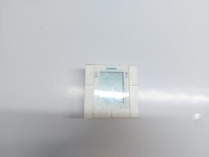 SIEMENS RDF310.2/MM AIR CONDITIONING TEMPERATURE CONTROLLER