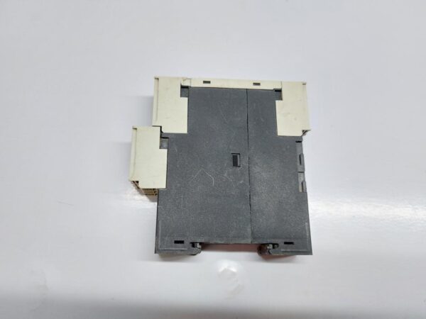 SIEMENS SIRIUS 3RN1010-1CG00 RELAY