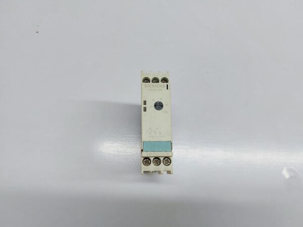 SIEMENS SIRIUS 3RP1513-1AP30 ON DELAY TIMER