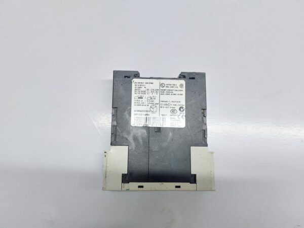 SIEMENS SIRIUS 3RP1525-1AP30 TIMING RELAY