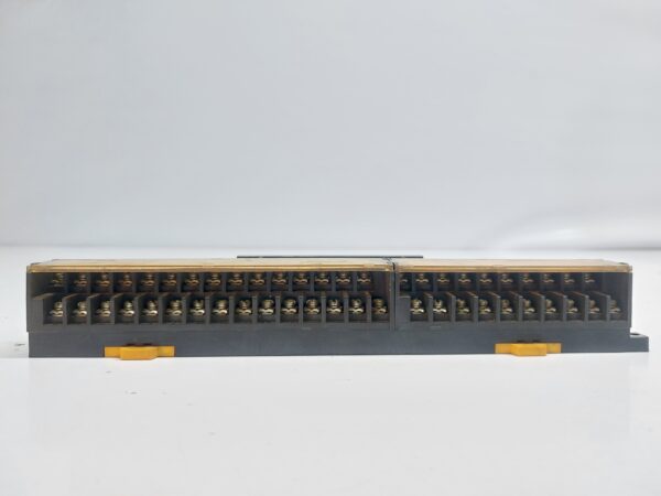 YOSHIDA ELECTRIC PSD-50V4 TERMINAL BLOCK - Image 5