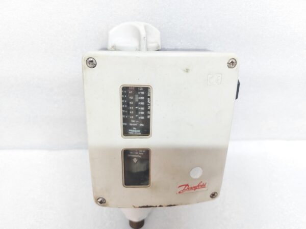 DANFOSS RT200DIFFERENTIAL PRESSURE SWITCH