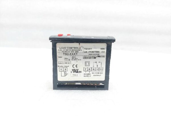 LOVE CONTROLS TS2-011 DIGITAL TEMPERATURE CONTROLLER