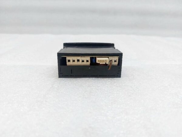 LOVE CONTROLS TS2-011 DIGITAL TEMPERATURE CONTROLLER
