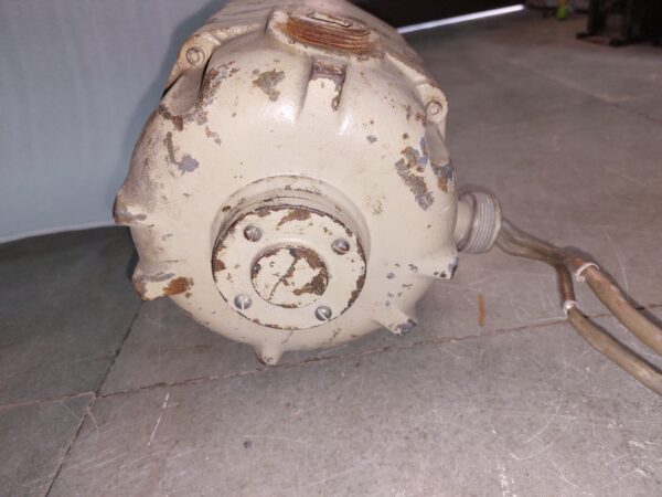 U.S. ENERGY GE-24 8A 4275 POO1 EXPLOSION PROOF MOTOR