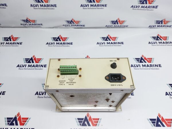 DYNALEC CONTROLS NC2438 TEMPERATUR INDICATING CONTROLLER