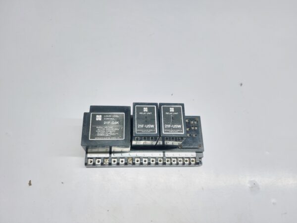 MATSUSHITA ELECTRIC 21F-G3K LIQUID LEVEL CONTROL WITH 21F-USW RELAY UNIT