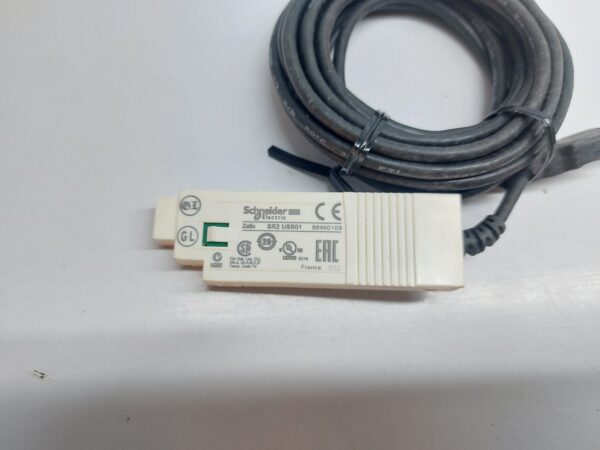 SCHNEIDER ELECTRIC SR2 USB01 USB PROGRAMMABLE CABLE ZELIO-920400