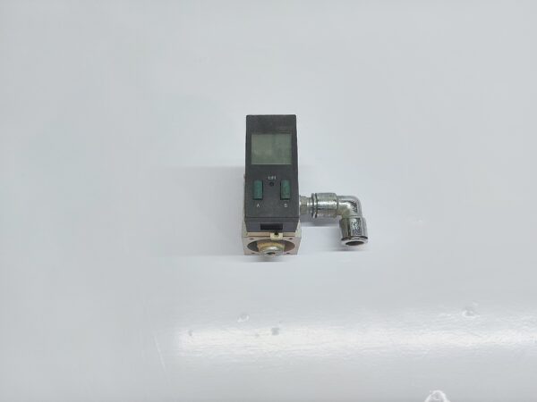 FESTO SDE1-D10-G2-MS4-C-PU-M8 PRESSURE SENSOR