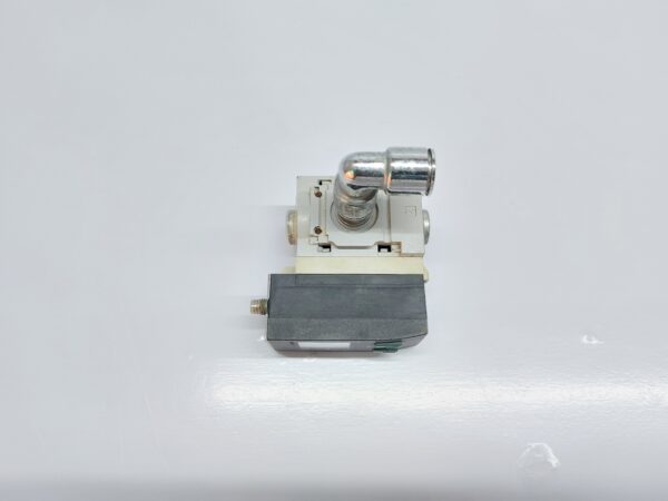 FESTO SDE1-D10-G2-MS4-C-PU-M8 PRESSURE SENSOR
