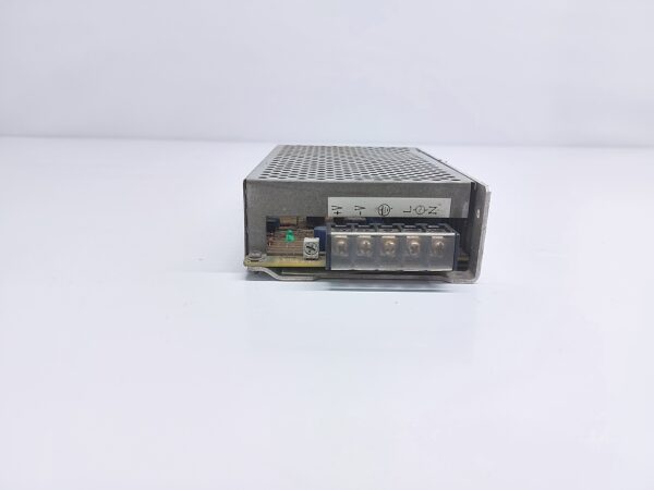 OMRON S82J-6524 S82J-6524 POWER SUPPLY 24V 1A
