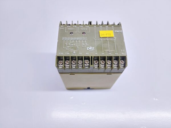 PILZ 17652 SAFETY RELAY