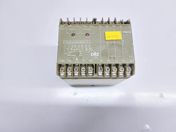 PILZ 17652 SAFETY RELAY