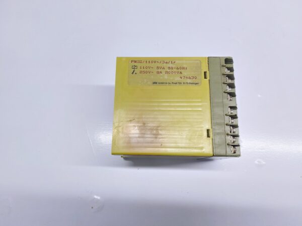 PILZ 17652 SAFETY RELAY