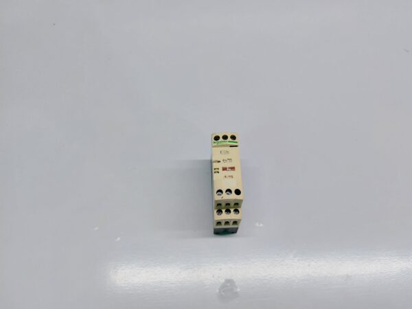 SCHNEIDER ELECTRIC RM4LA32MW LIQUID LEVEL CONTROL RELAY 0.1S-10S