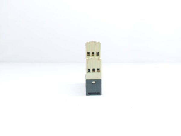 SCHNEIDER ELECTRIC RM4LA32MW LIQUID LEVEL CONTROL RELAY 0.1S-10S