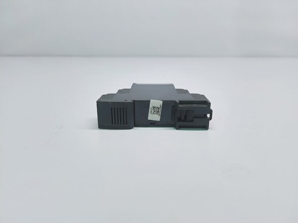 TELEMECANIQUE RM22LA32MR LEVEL MONITORING RELAY