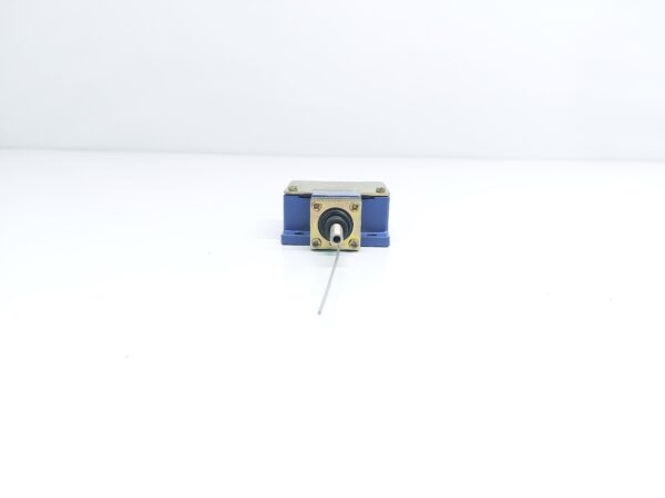 TELEMECANIQUE XCK-M LIMIT SWITCH - Image 7